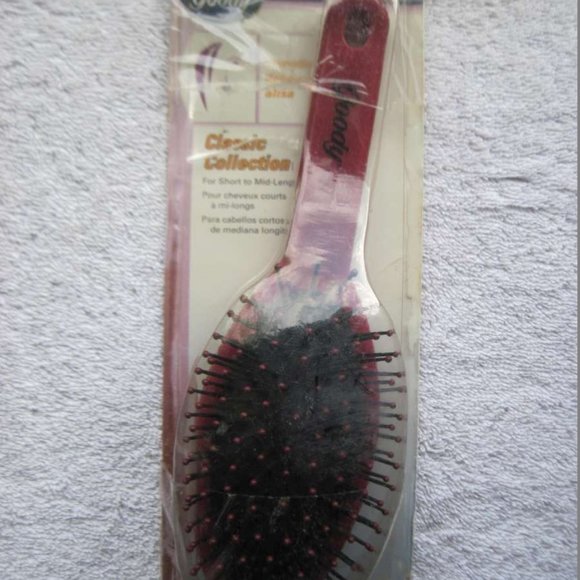 Goody Classic Smoothing Cushion Short to Mid Length Hair Brush 2000 USA Smoothes - Picture 2 of 16